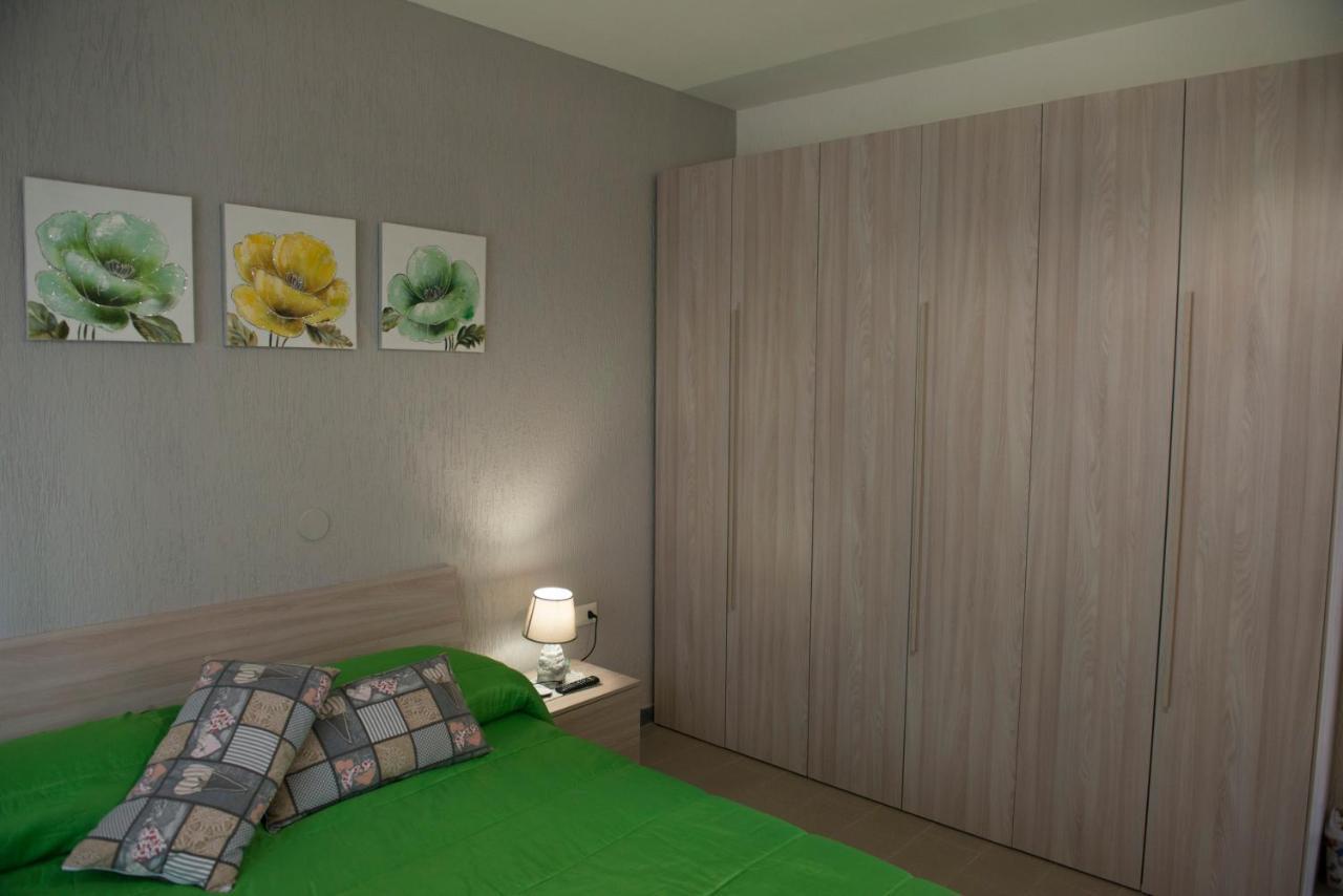 פסטום Villa Miriade B&B מראה חיצוני תמונה