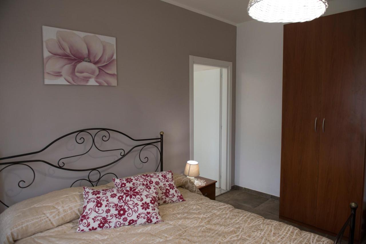 פסטום Villa Miriade B&B מראה חיצוני תמונה