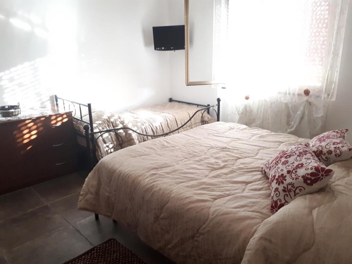 פסטום Villa Miriade B&B מראה חיצוני תמונה