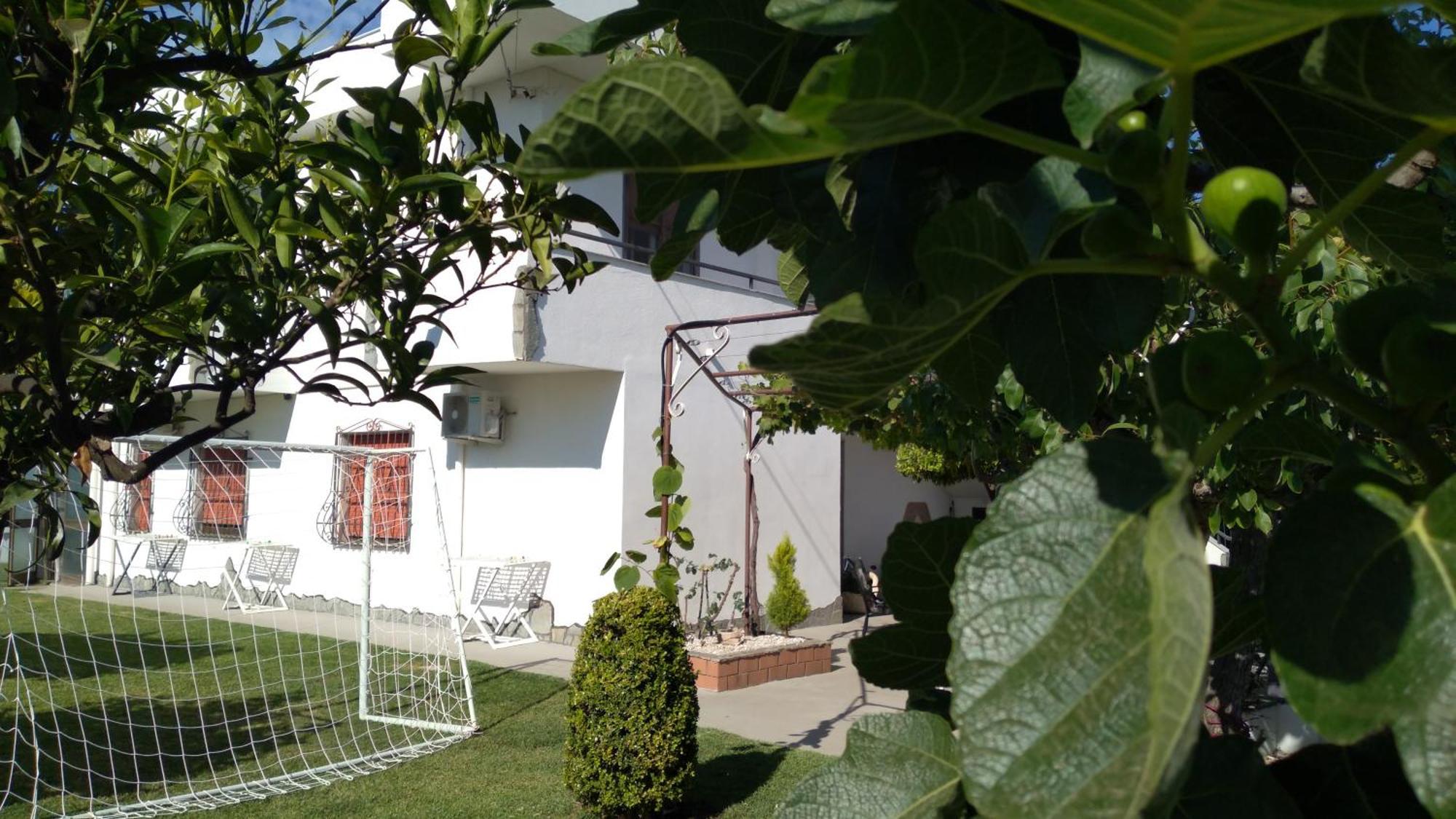 פסטום Villa Miriade B&B מראה חיצוני תמונה